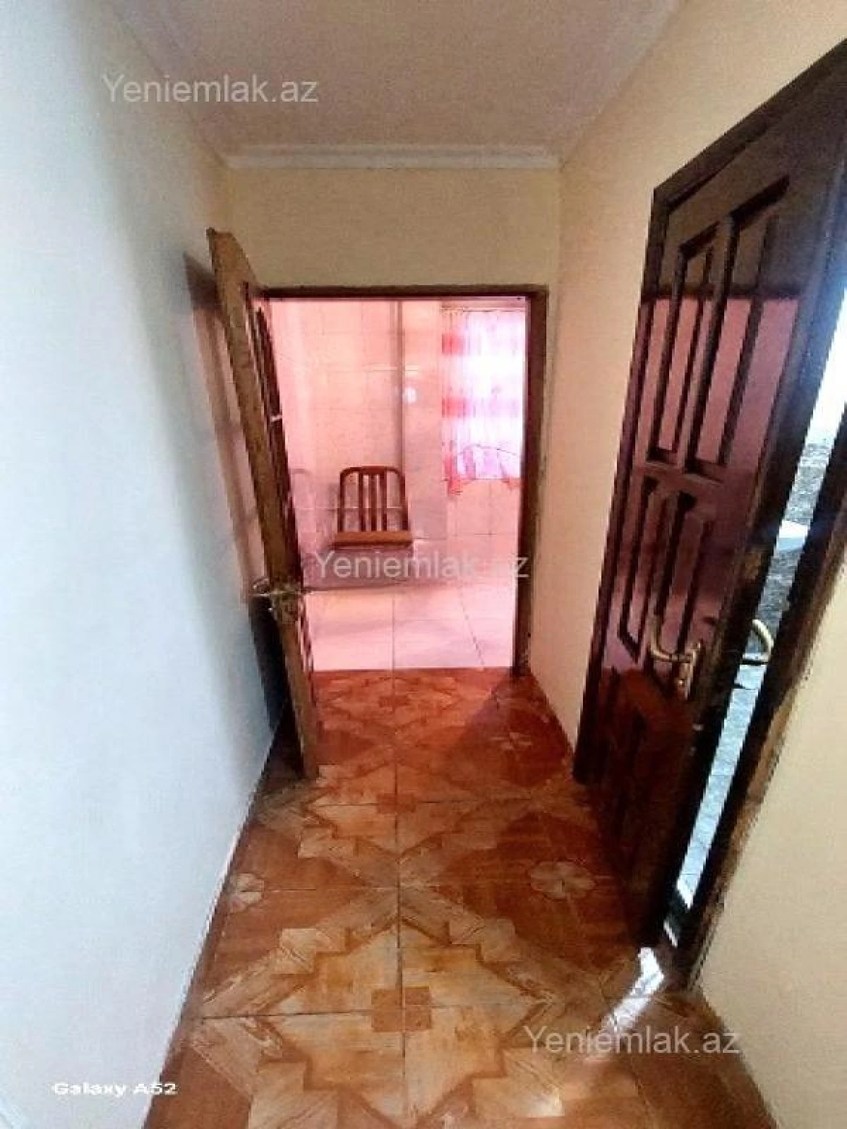 Satılır 3 otaqlı köhnə tikili 75 m²