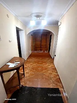 Satılır 3 otaqlı köhnə tikili 75 m²