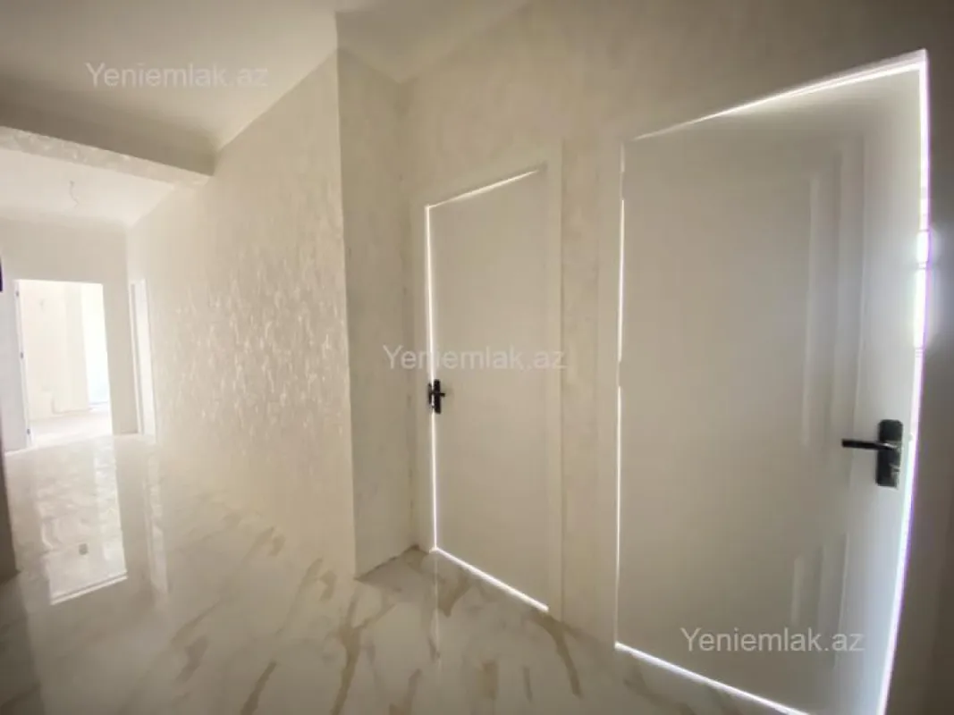 Satılır 3 otaqlı yeni tikili 108 m²