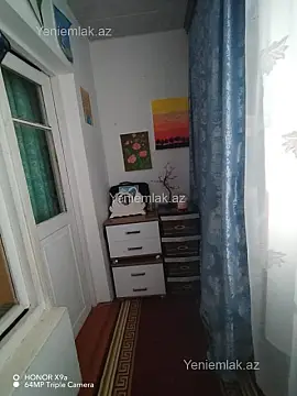 Satılır 2 otaqlı köhnə tikili 50 m²