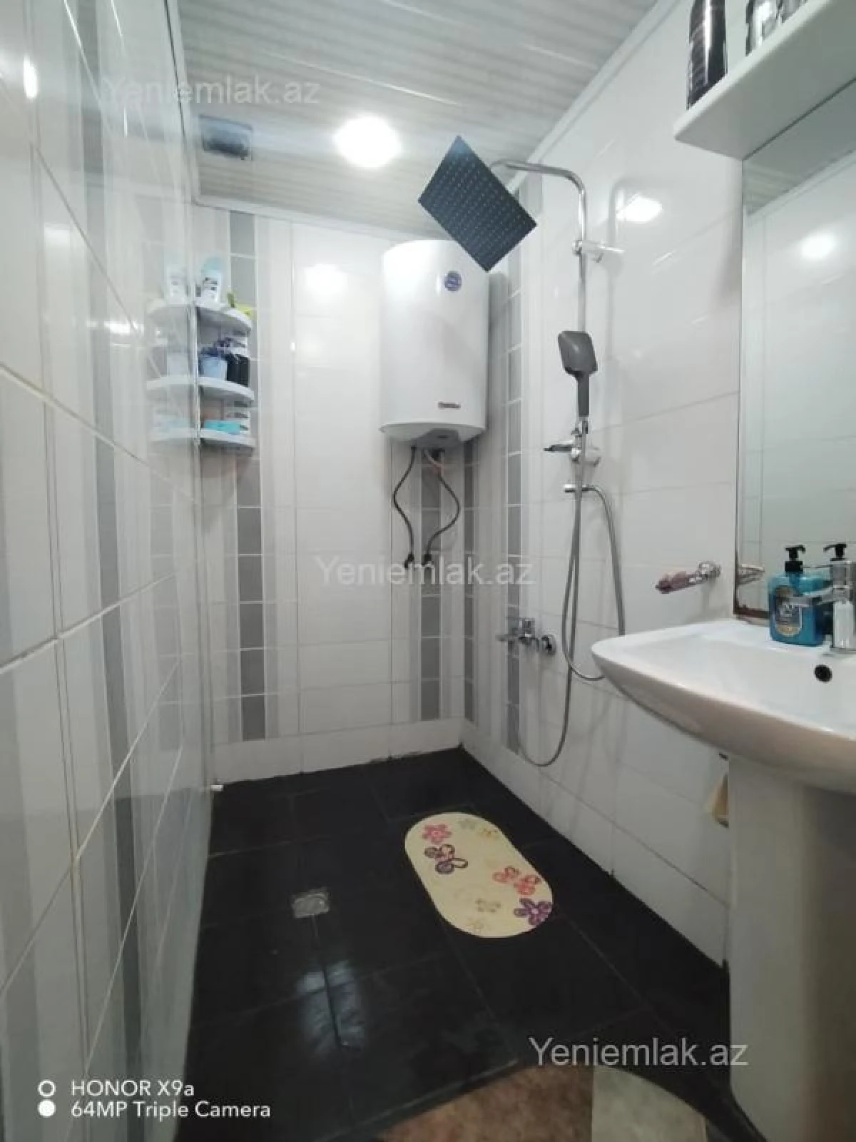 Satılır 2 otaqlı köhnə tikili 50 m²