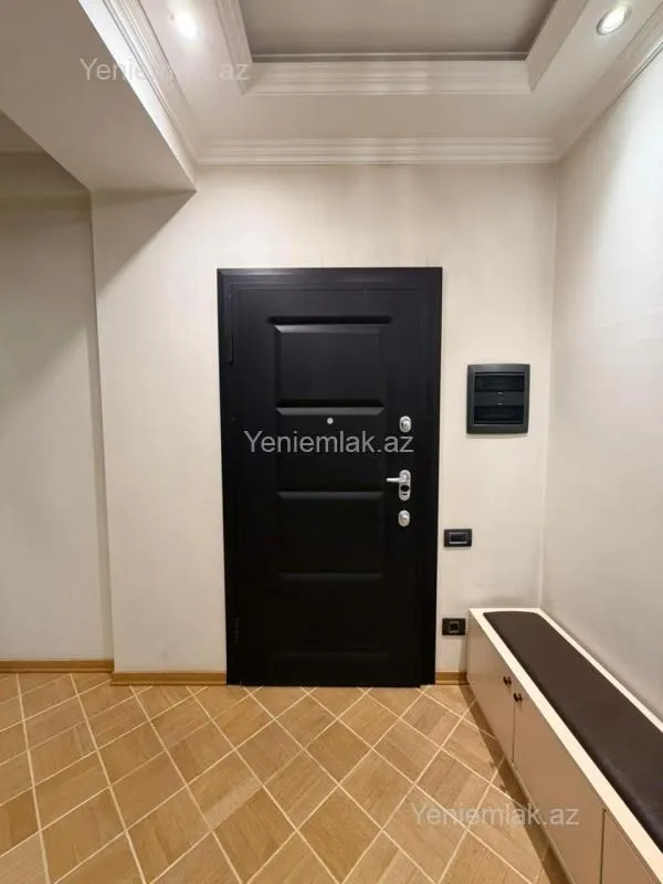 Satılır 4 otaqlı yeni tikili 147 m²