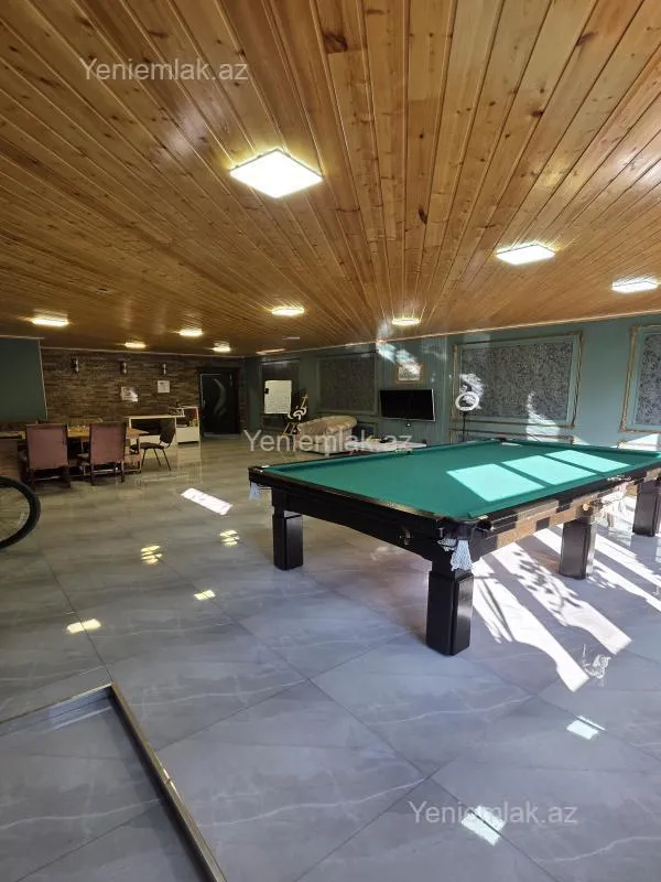 Satılır 7 otaqlı obyekt 200 m²