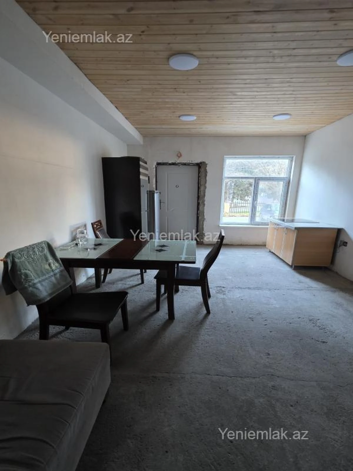 Satılır 7 otaqlı obyekt 200 m²