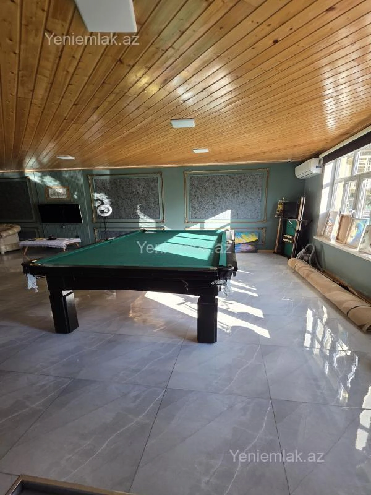 Satılır 7 otaqlı obyekt 200 m²