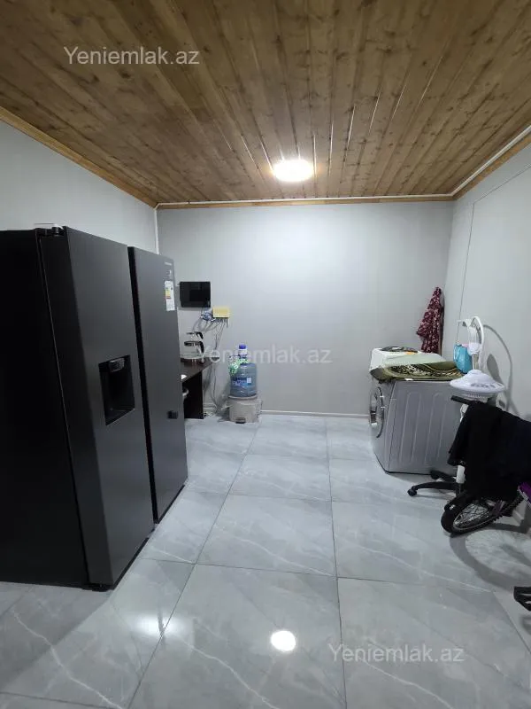 Satılır 7 otaqlı obyekt 200 m²