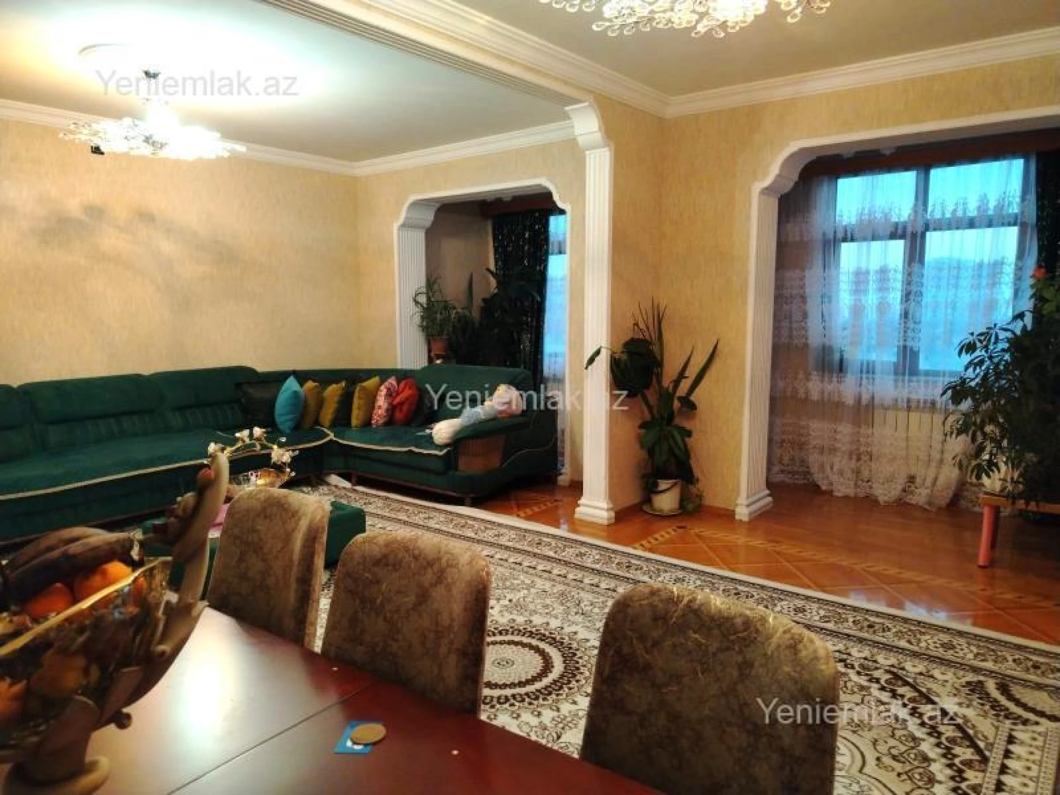 Satılır 5 otaqlı köhnə tikili 120 m²