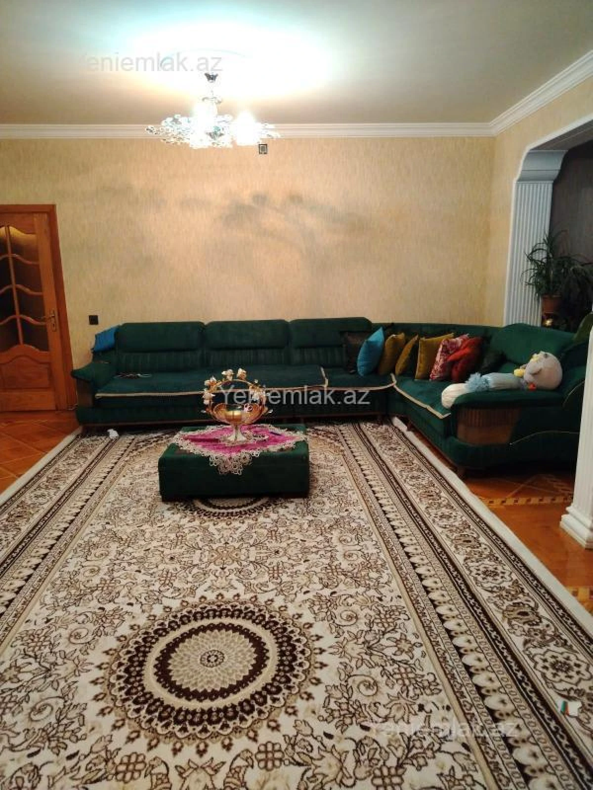 Satılır 5 otaqlı köhnə tikili 120 m²