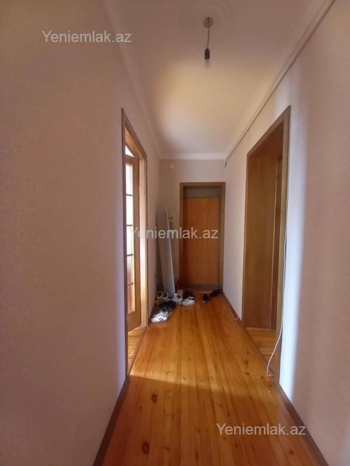 Satılır 3 otaqlı köhnə tikili 100 m²