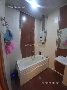 Satılır 3 otaqlı köhnə tikili 100 m²