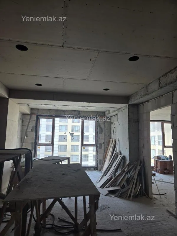 Satılır 2 otaqlı yeni tikili 90 m²