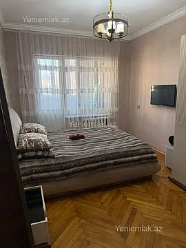Satılır 3 otaqlı köhnə tikili 85 m²