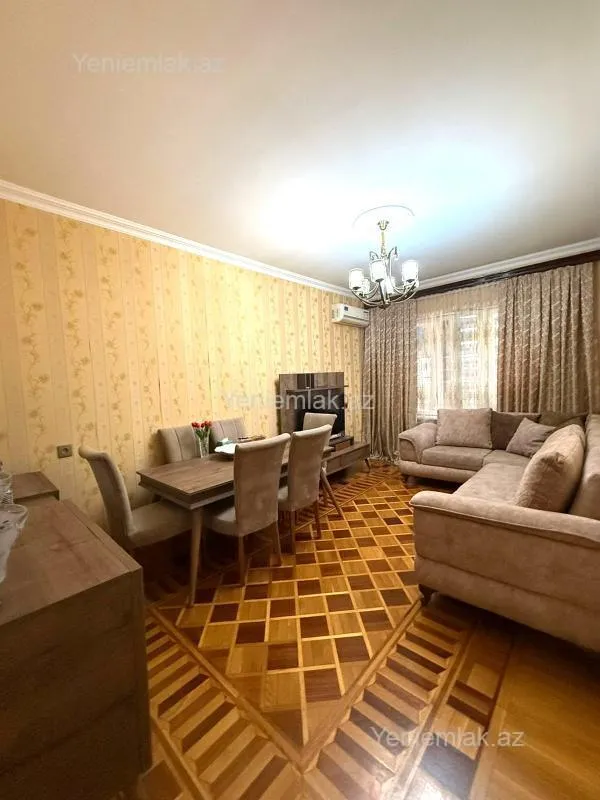 Satılır 3 otaqlı köhnə tikili 85 m²