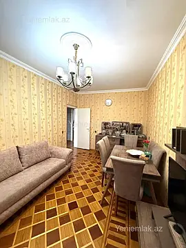 Satılır 3 otaqlı köhnə tikili 85 m²