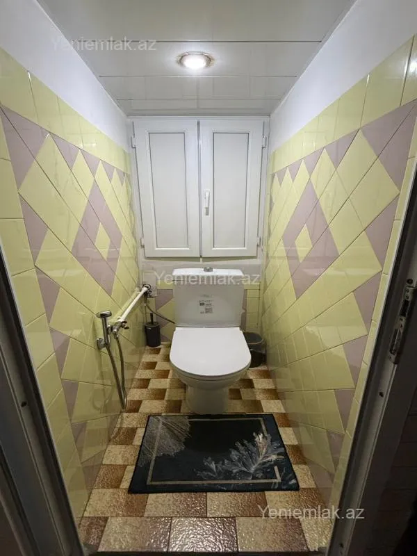 Satılır 3 otaqlı köhnə tikili 85 m²