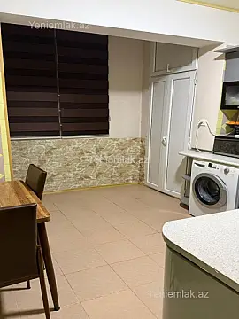Satılır 3 otaqlı köhnə tikili 85 m²