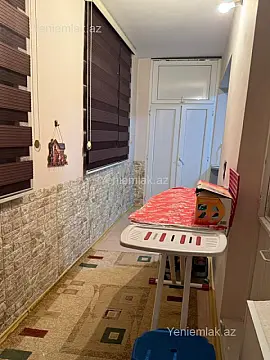 Satılır 3 otaqlı köhnə tikili 85 m²