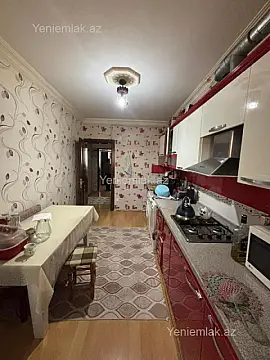 Satılır 3 otaqlı köhnə tikili 70 m²