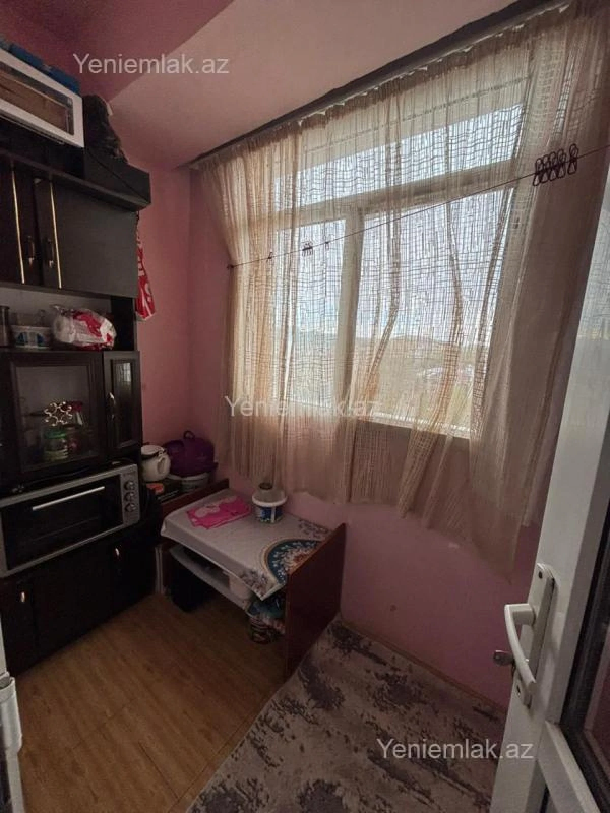 Satılır 3 otaqlı köhnə tikili 70 m²