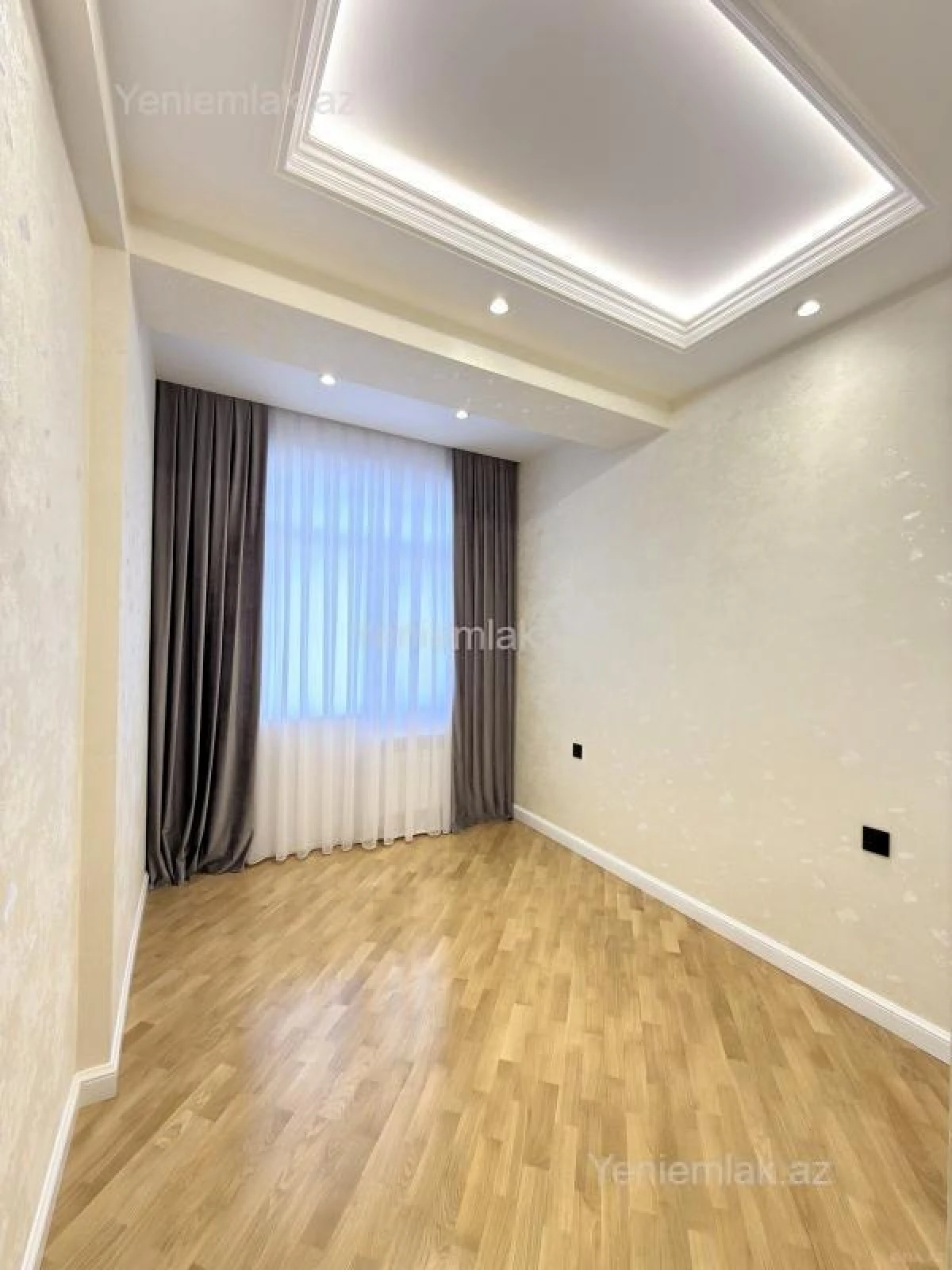 Satılır 3 otaqlı yeni tikili 103 m²