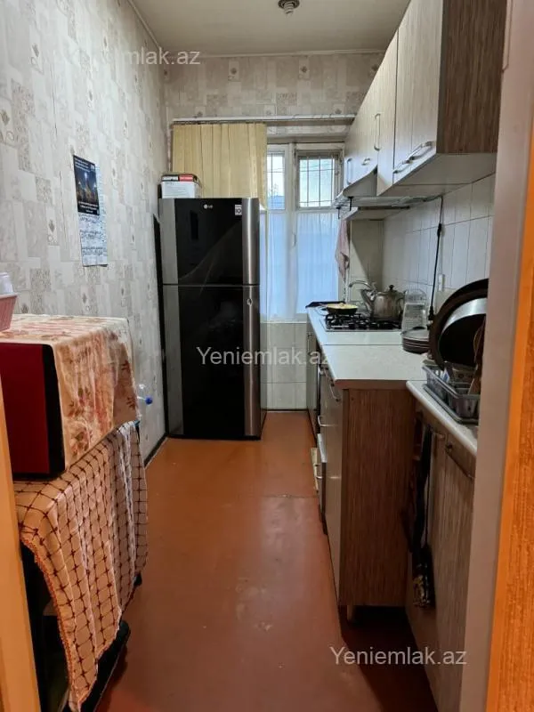 Satılır 3 otaqlı köhnə tikili 65 m²