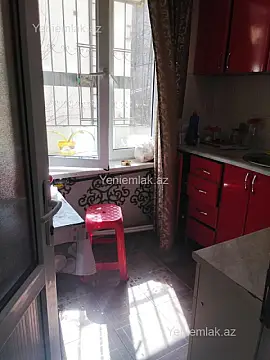 Satılır 2 otaqlı köhnə tikili 50 m²