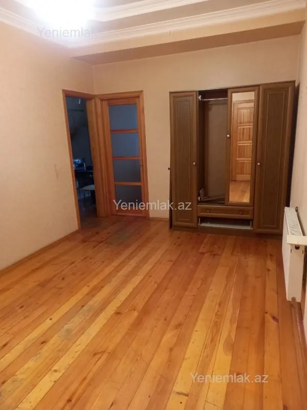 Satılır 2 otaqlı yeni tikili 70 m²