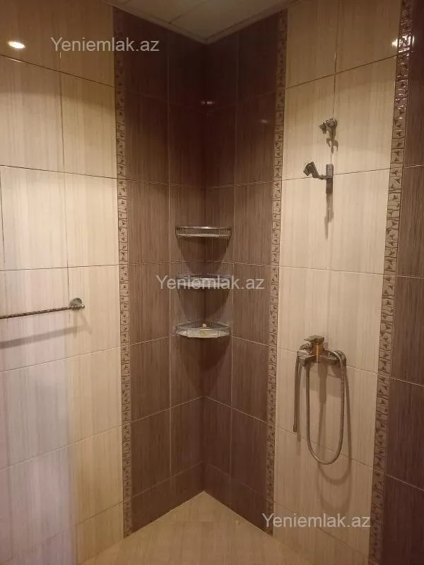 Satılır 2 otaqlı yeni tikili 70 m²