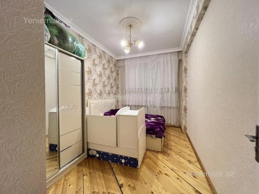 Satılır 4 otaqlı yeni tikili 97 m²