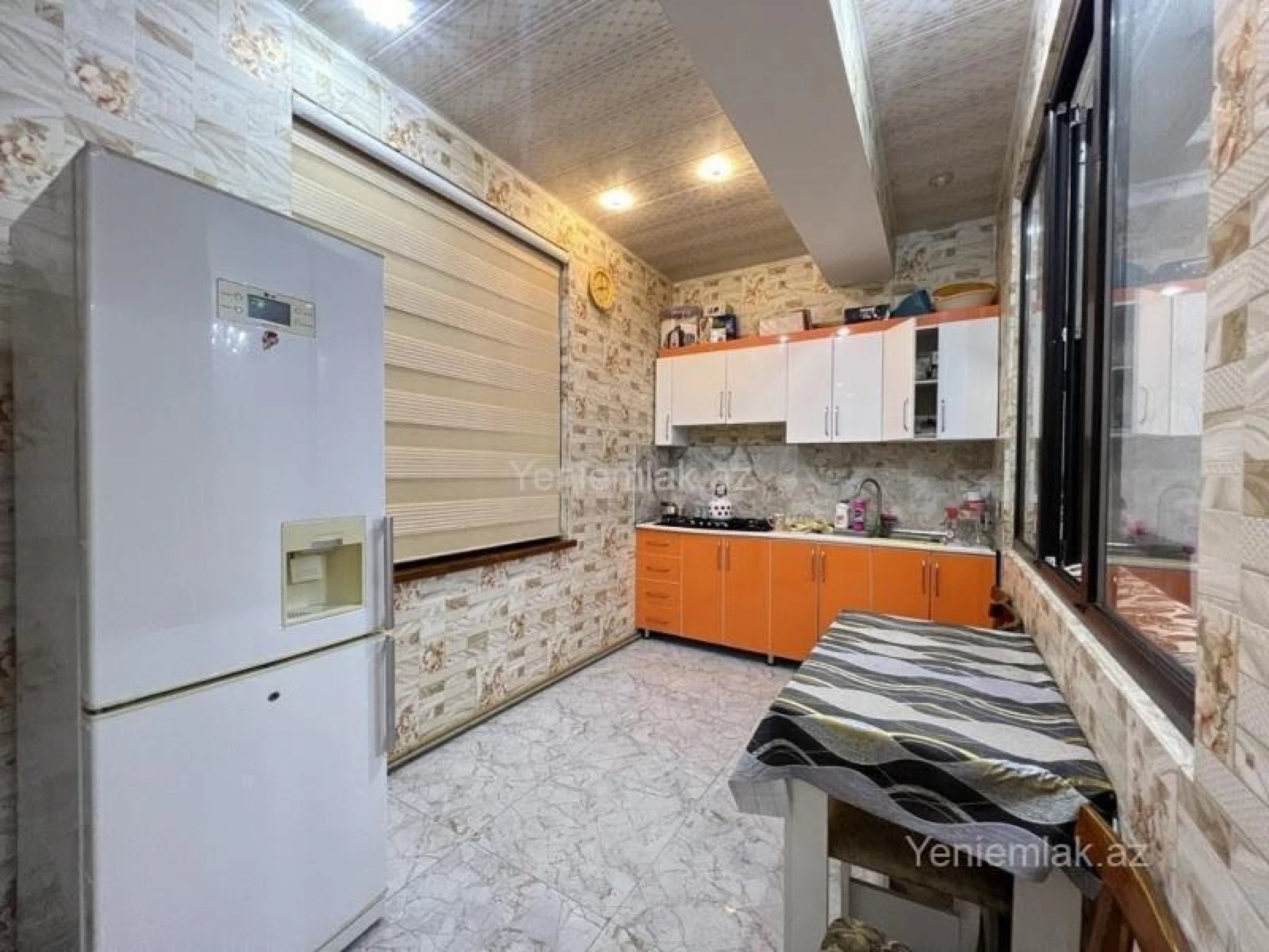 Satılır 4 otaqlı yeni tikili 97 m²