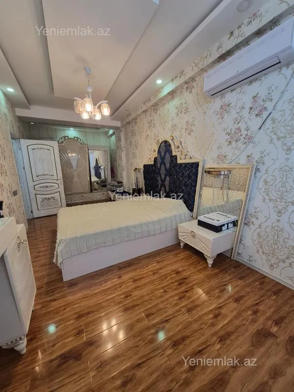 Satılır 3 otaqlı yeni tikili 105 m²