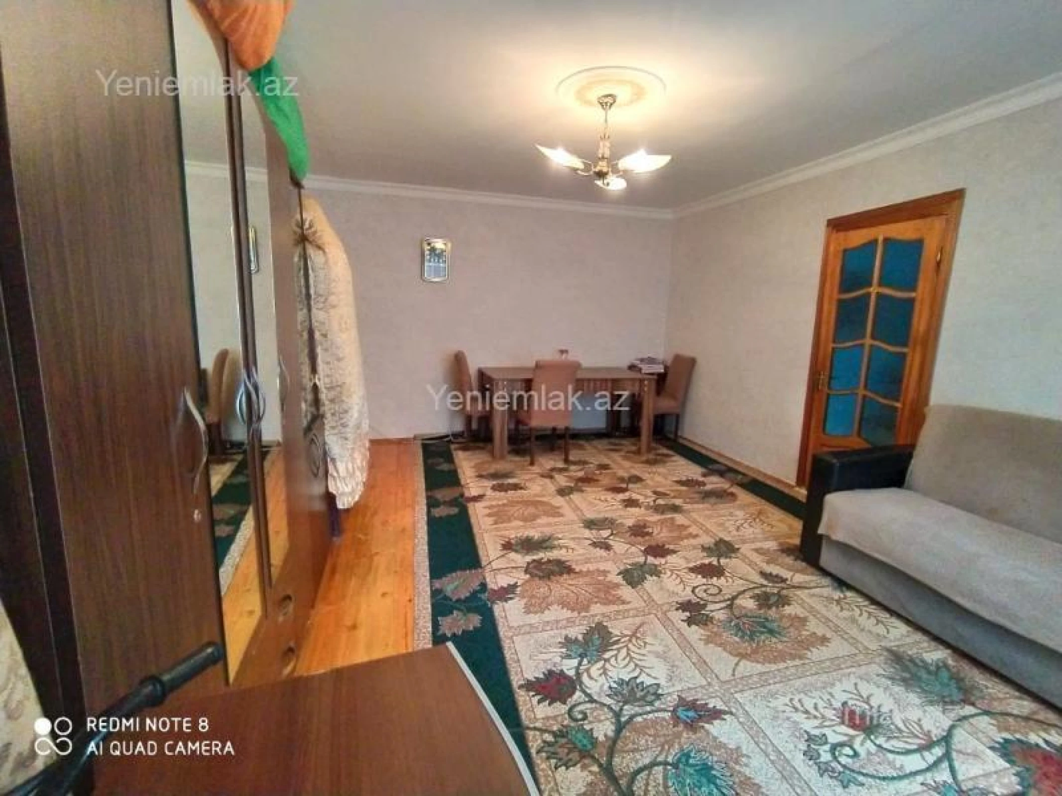 Satılır 2 otaqlı köhnə tikili 65 m²
