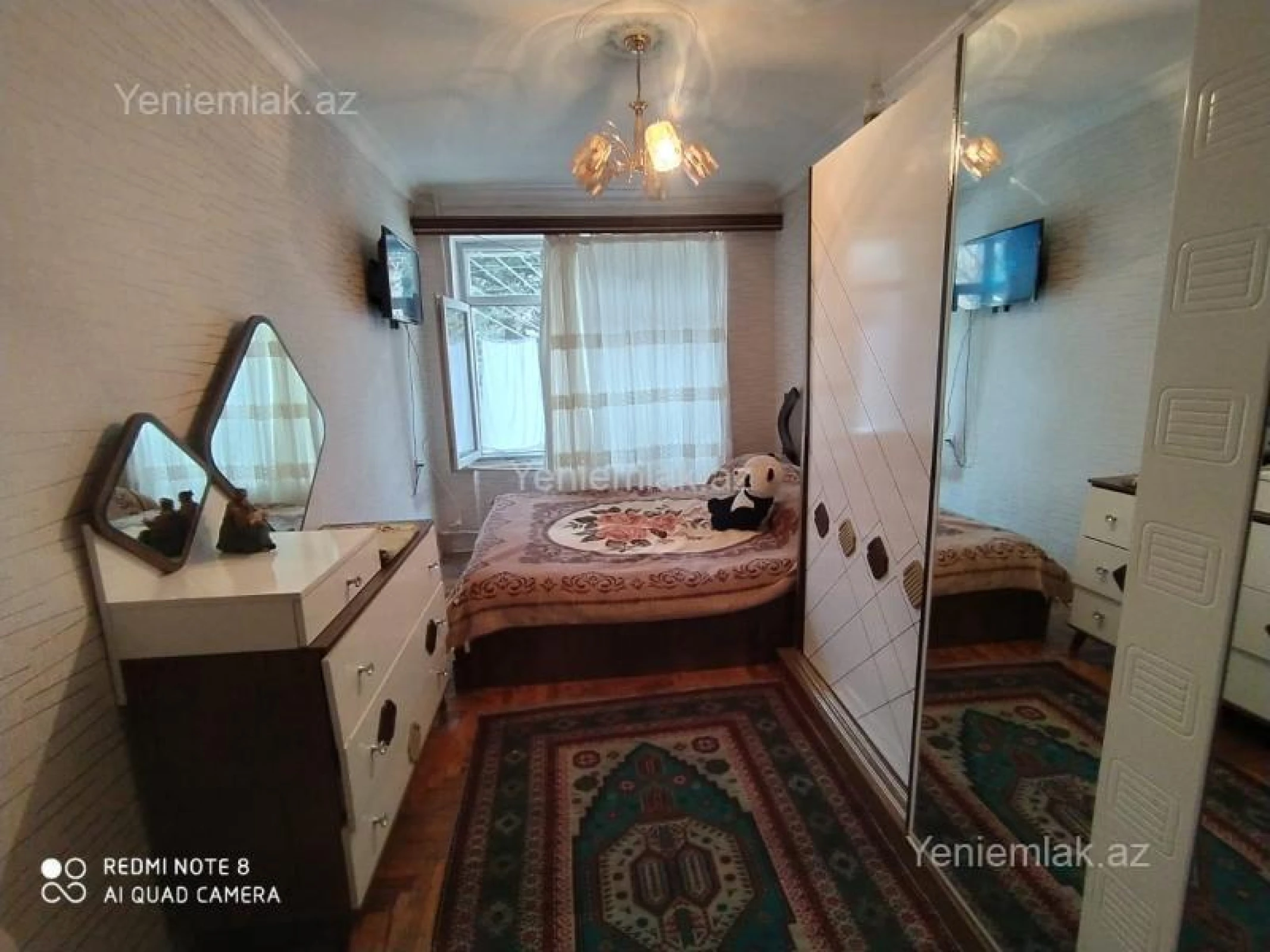 Satılır 2 otaqlı köhnə tikili 65 m²