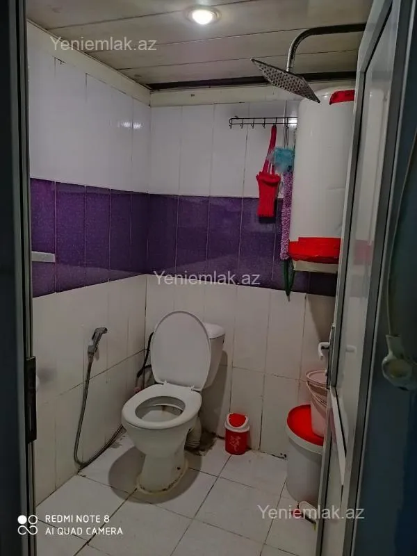 Satılır 2 otaqlı köhnə tikili 65 m²