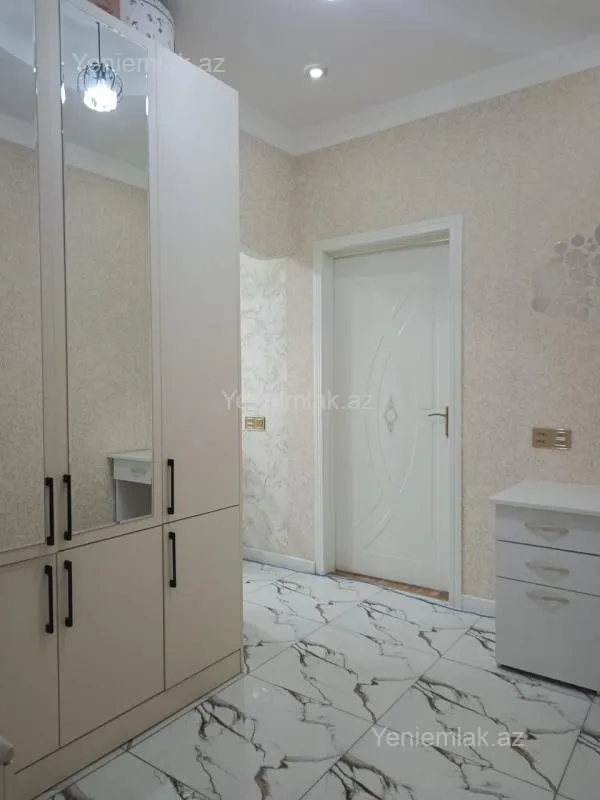 Satılır 3 otaqlı yeni tikili 87 m²