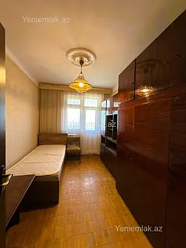 Satılır 5 otaqlı köhnə tikili 110 m²