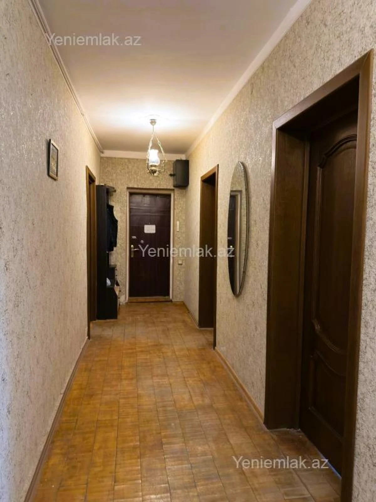 Satılır 5 otaqlı köhnə tikili 110 m²