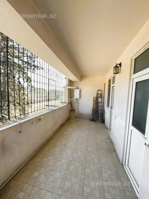 Satılır 5 otaqlı köhnə tikili 110 m²