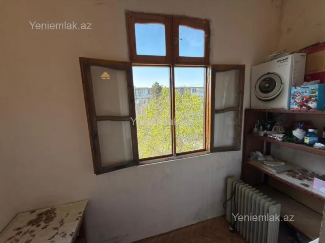 Satılır 5 otaqlı köhnə tikili 110 m²