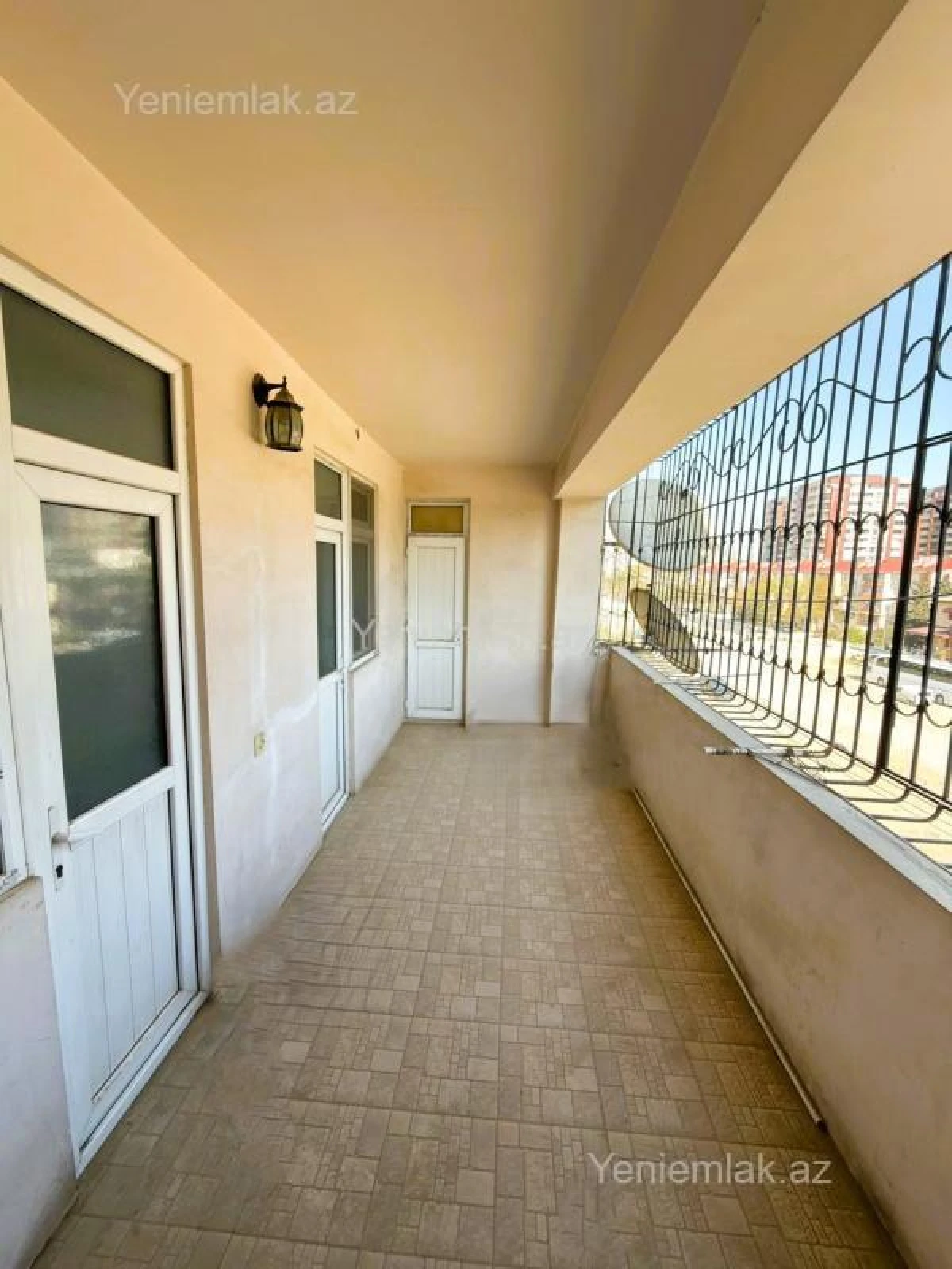 Satılır 5 otaqlı köhnə tikili 110 m²