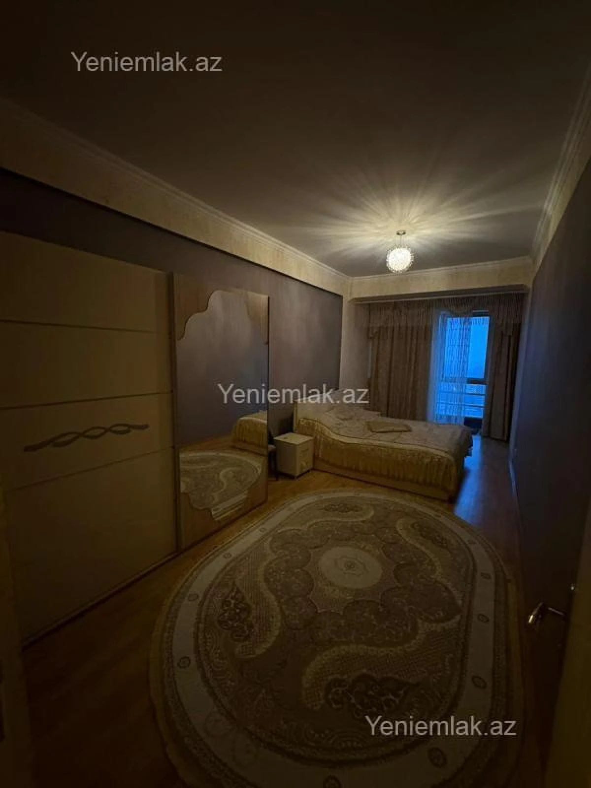 Satılır 3 otaqlı yeni tikili 130 m²