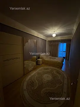 Satılır 3 otaqlı yeni tikili 130 m²