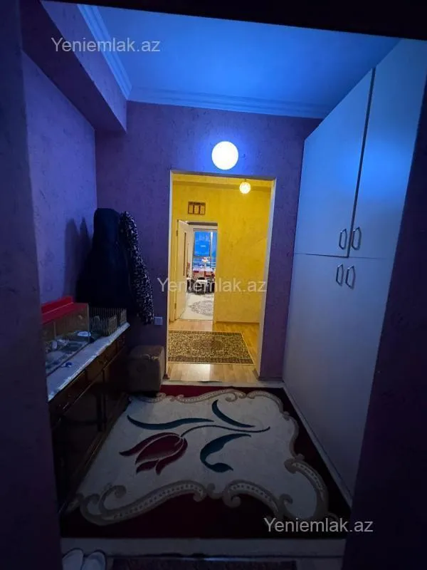 Satılır 3 otaqlı yeni tikili 130 m²