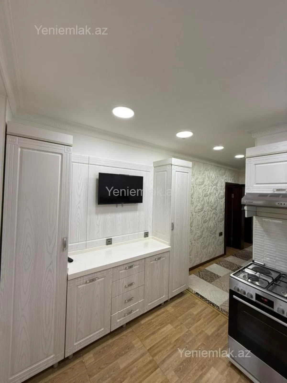 Satılır 3 otaqlı köhnə tikili 75 m²