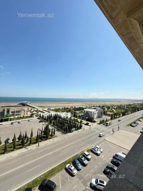 Satılır 3 otaqlı yeni tikili 120 m²