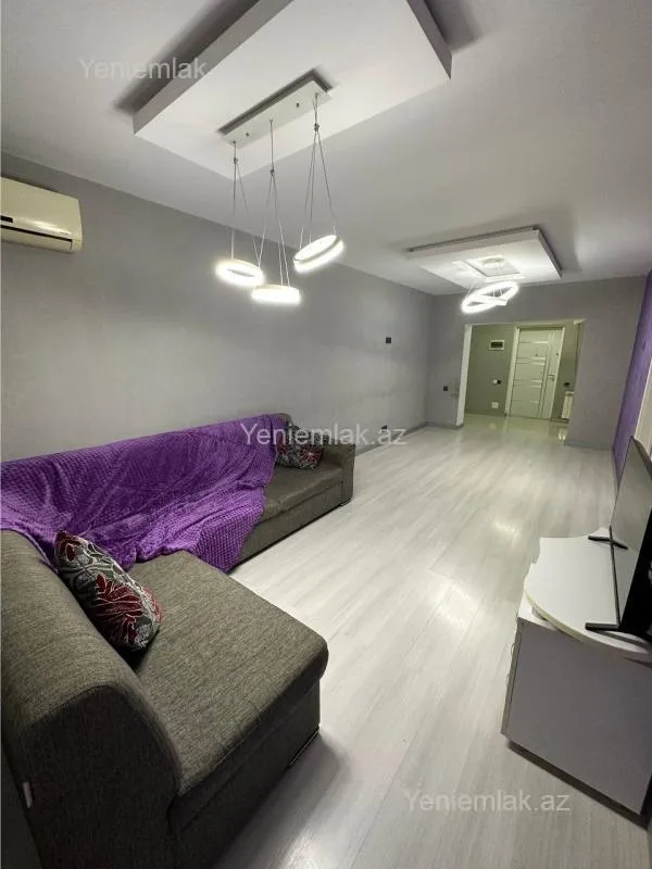 Satılır 2 otaqlı yeni tikili 101 m²