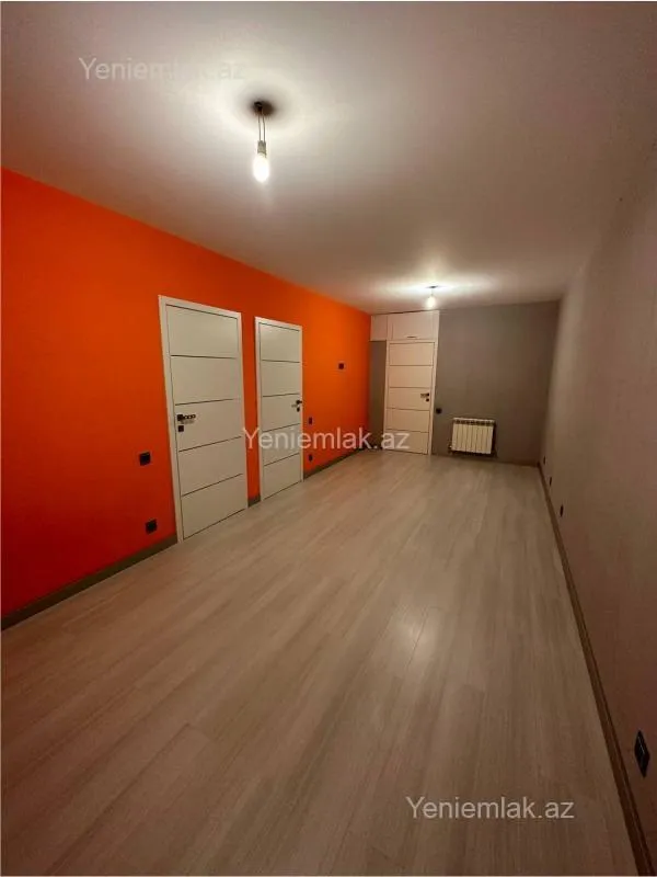 Satılır 2 otaqlı yeni tikili 101 m²