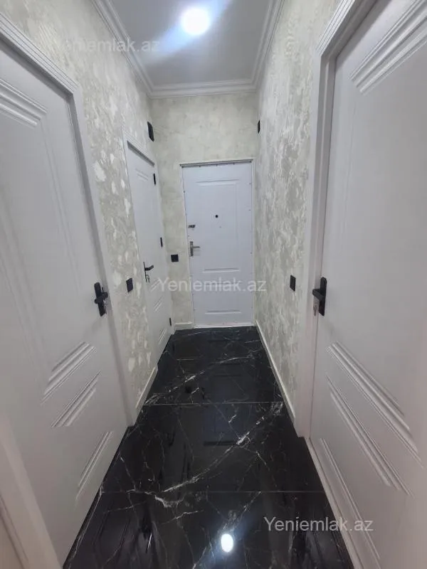 Satılır 3 otaqlı köhnə tikili 75 m²