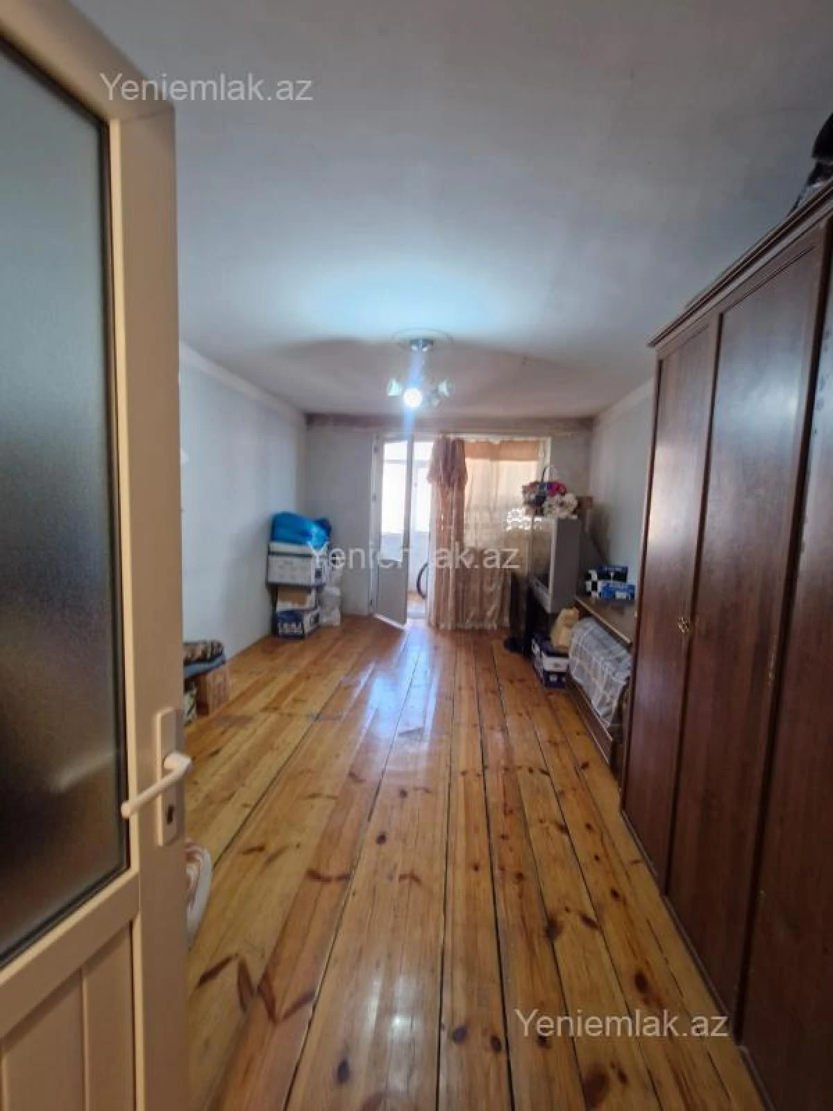 Satılır 3 otaqlı köhnə tikili 88 m²