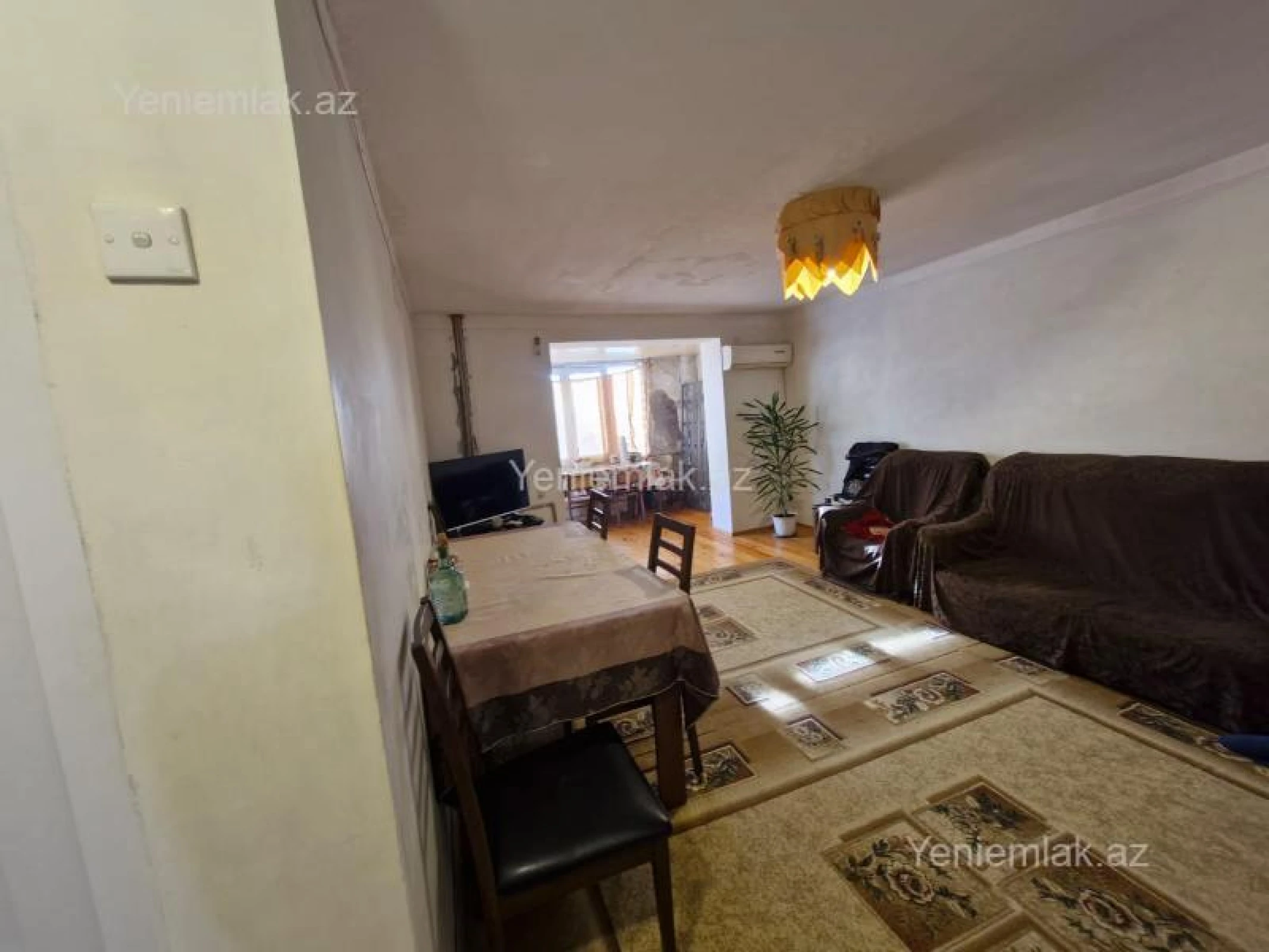 Satılır 3 otaqlı köhnə tikili 88 m²